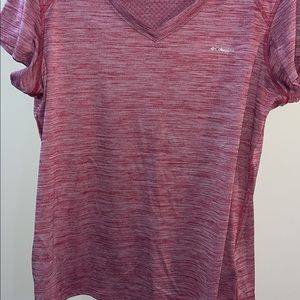 Misc. tees!  Lots of name brands, including the GAP, and Columbia!